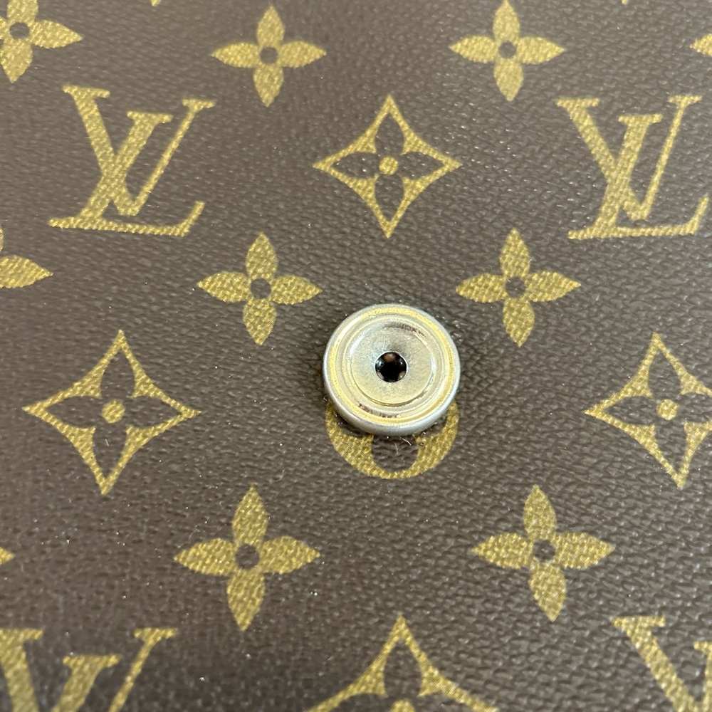 Authentic Louis Vuitton Monogram St Cloud Purse B… - image 4